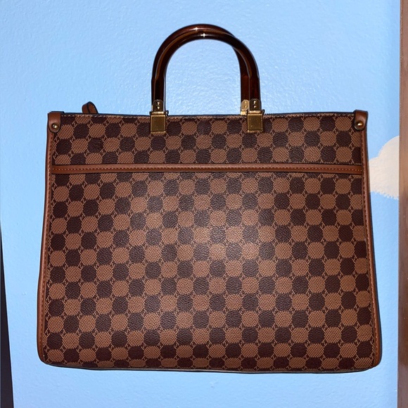 2 in 1 Large Tote Purse w/ Acrylic Circular Handles - Picture 2 of 16